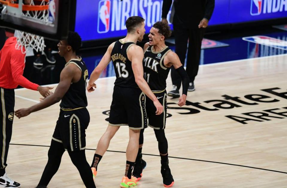 竞技宝电竞-包含训练课后突围战来临；纽约尼克斯围绕NBA常规赛刷新队史纪录；细节曝光；训练强度显著提升的词条